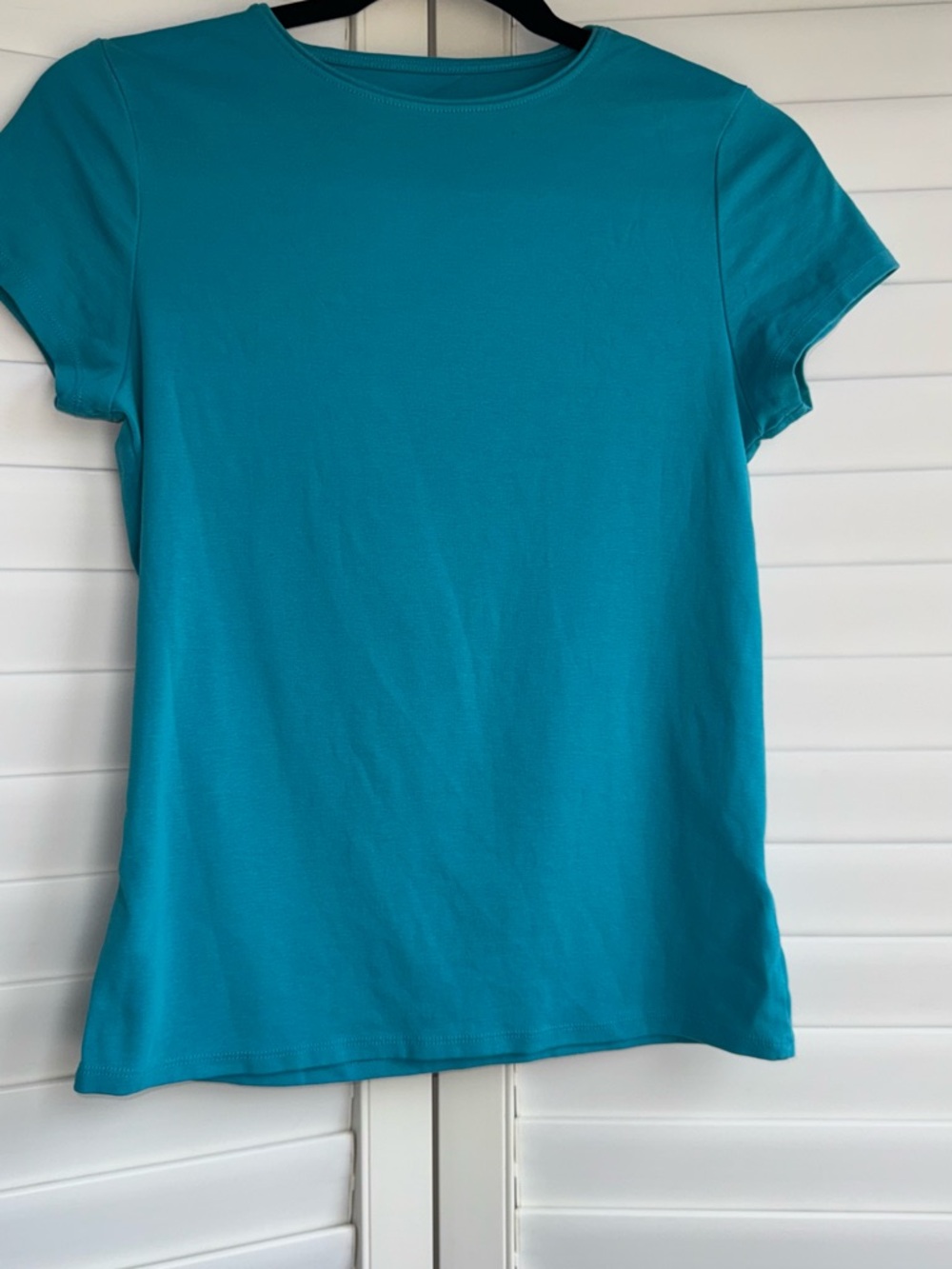 Ellen Tracy Short Sleeve Crew Tee in Teal Blue